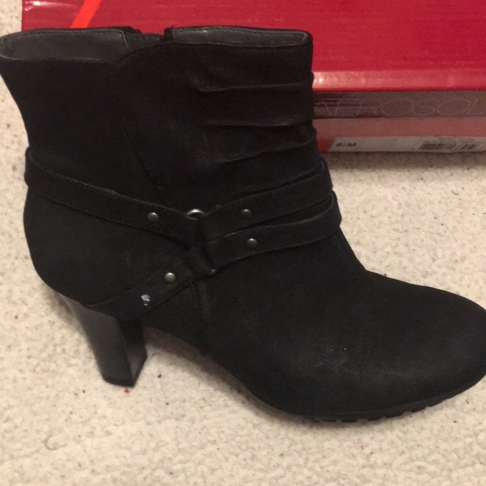 Aerosoles black booties
